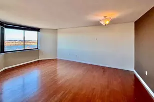 1040 Harmon Cove Tower, Secaucus, NJ 07094 - Photo 4