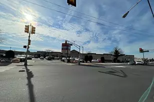 318 Danforth Ave, Jersey City, NJ 07305 - Photo 10