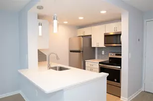 20 2nd St, Jersey City, NJ 07302 - Photo 2