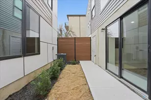 221 Columbia Ave, Jersey City, NJ 07307 - Photo 40