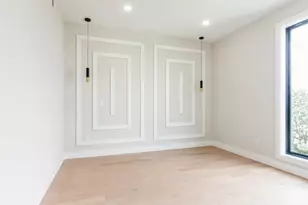 221 Columbia Ave, Jersey City, NJ 07307 - Photo 18