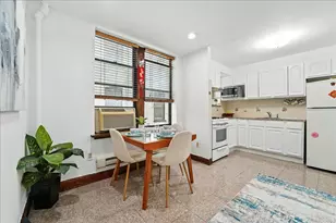164 Ogden Ave., Jersey City, NJ 07307 - Photo 10
