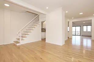 5 Beverly Pl, Edgewater, NJ 07020 - Photo 2