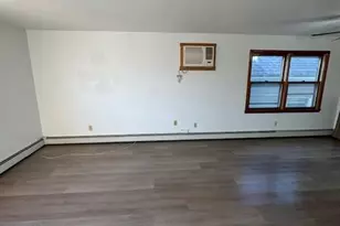 181 Orient St, Bayonne, NJ 07002 - Photo 2