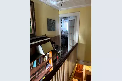 25 Bostwick Ave, Jersey City, NJ 07305 - Photo 14