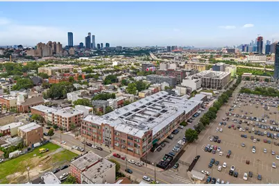 300 Communipaw Ave #124, Jersey City, NJ 07304 - Photo 34