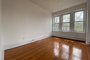 12 Bond St, Jersey City, NJ 07306 - Photo 4