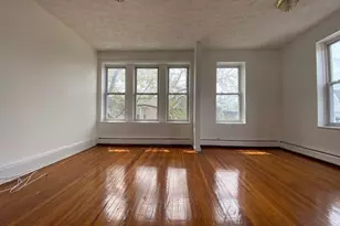 12 Bond St, Jersey City, NJ 07306 - Photo 2