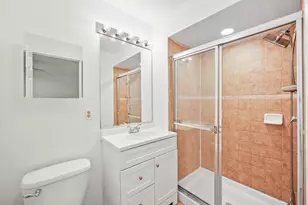 57 Storms Ave, Jersey City, NJ 07306 - Photo 24