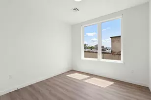 306 Bergen Ave, Jersey City, NJ 07305 - Photo 10