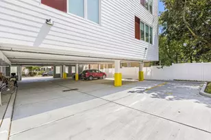 306 Bergen Ave, Jersey City, NJ 07305 - Photo 20