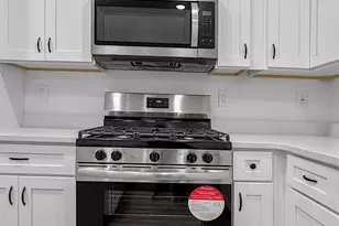 185 Mallory Ave, Jersey City, NJ 07304 - Photo 6