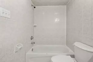 45 Jewett Ave, Jersey City, NJ 07304 - Photo 16