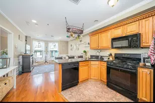 725 Jefferson St, Hoboken, NJ 07030 - Photo 1