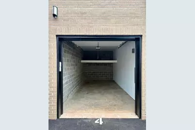 525 Avenue E, Bayonne, NJ 07002 - Photo 2