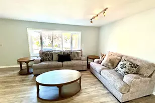 19 Oakdale Rd, Jersey City, NJ 07305 - Photo 4