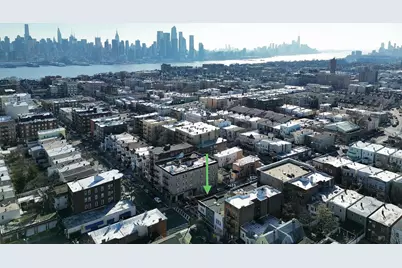 301 49th St, Union City, NJ 07087 - Photo 4