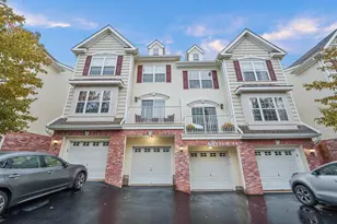 62 Boatworks Dr, Bayonne, NJ 07002 - Photo 28