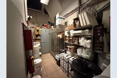 2300 Summit Ave, Union City, NJ 07087 - Photo 16