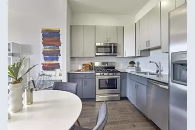 250 Avenue E #612, Bayonne, NJ 07002 - Photo 4