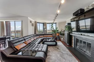 2110 Harmon Cove Tower, Secaucus, NJ 07094 - Photo 2