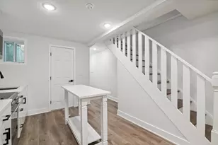 36 Park St, Jersey City, NJ 07304 - Photo 2