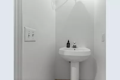 226 Riverwalk Way, Clifton, NJ 07014 - Photo 20