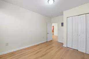 305 Cator Ave, Jersey City, NJ 07305 - Photo 10