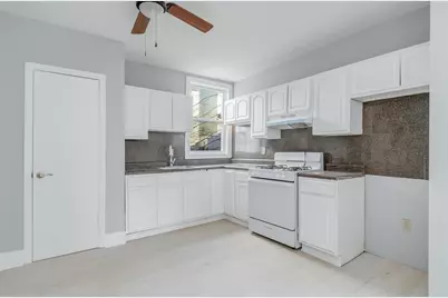 67 Andrew St, Bayonne, NJ 07002 - Photo 2