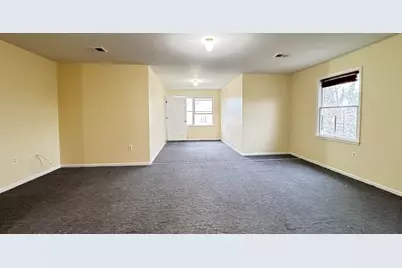 30 Elm Ct #2, Bayonne, NJ 07002 - Photo 4