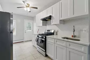 121 5 Kearney Ave, Jersey City, NJ 07305 - Photo 6