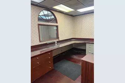 6806 Bergenline Ave, Guttenberg, NJ 07093 - Photo 4