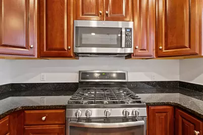 7400 River Rd #317, North Bergen, NJ 07047 - Photo 4