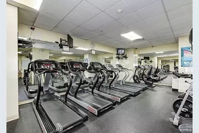 6040 Blvd East #8H, West New York, NJ 07093 - Photo 22