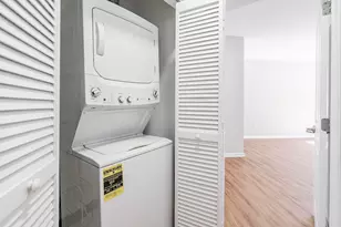 4 Constellation Pl, Jersey City, NJ 07305 - Photo 16