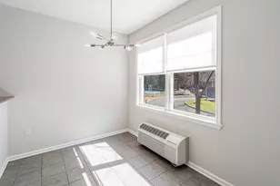 4 Constellation Pl, Jersey City, NJ 07305 - Photo 8