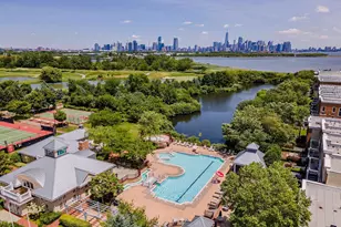 4 Constellation Pl, Jersey City, NJ 07305 - Photo 28