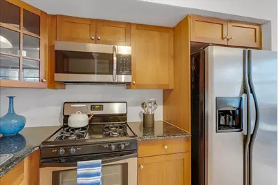 300 Communipaw Ave #016, Jersey City, NJ 07304 - Photo 8