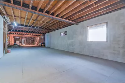 477 Avenue C, Bayonne, NJ 07002 - Photo 4