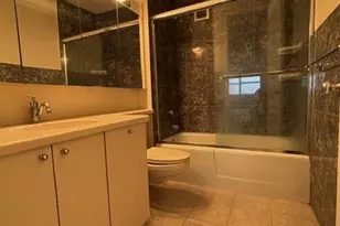 7000 Blvd E, Guttenberg, NJ 07093 - Photo 16