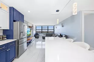 7002 Blvd E, Guttenberg, NJ 07093 - Photo 4