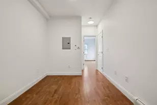 76 Hutton St, Jersey City, NJ 07307 - Photo 4