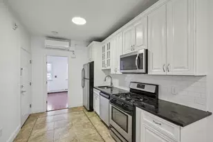 76 Hutton St, Jersey City, NJ 07307 - Photo 8