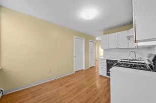 143 W 3rd St, Bayonne, NJ 07002 - Photo 10