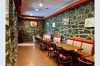 200 Old River Rd, Edgewater, NJ 07020 - Photo 14