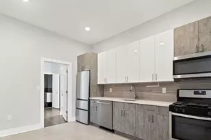 21 Hancock Ave, Jersey City, NJ 07307 - Photo 4