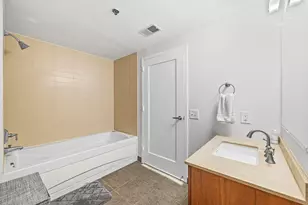 800 Jackson St, Hoboken, NJ 07030 - Photo 10