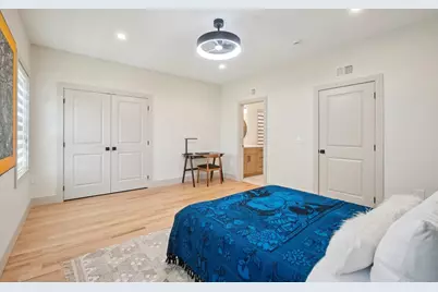 121 Clinton Ave, Jersey City, NJ 07304 - Photo 30