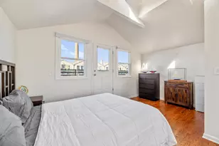 227 Christopher Columbus Dr, Jersey City, NJ 07302 - Photo 16