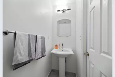 227 Christopher Columbus Dr #404B, Jersey City, NJ 07302 - Photo 14